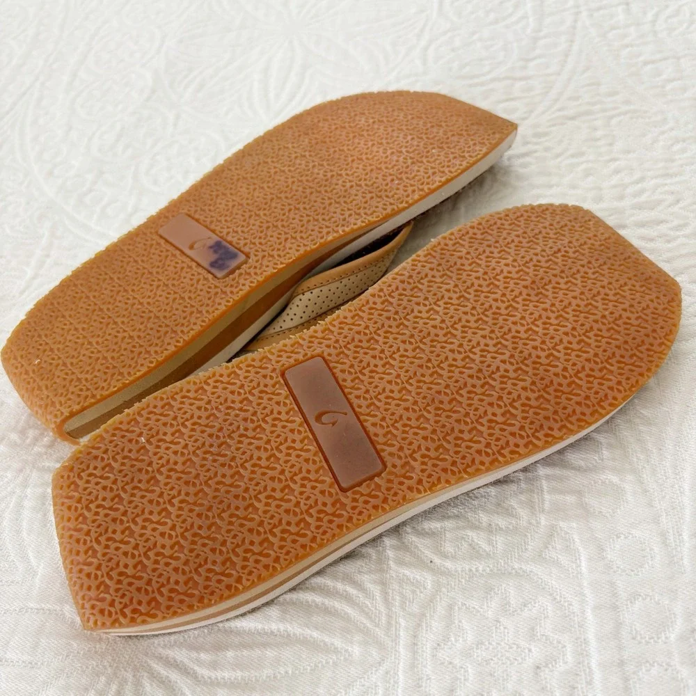 Olukai Women's Premium Leather Square Toe‎ Flip Flop Sandals W's 7